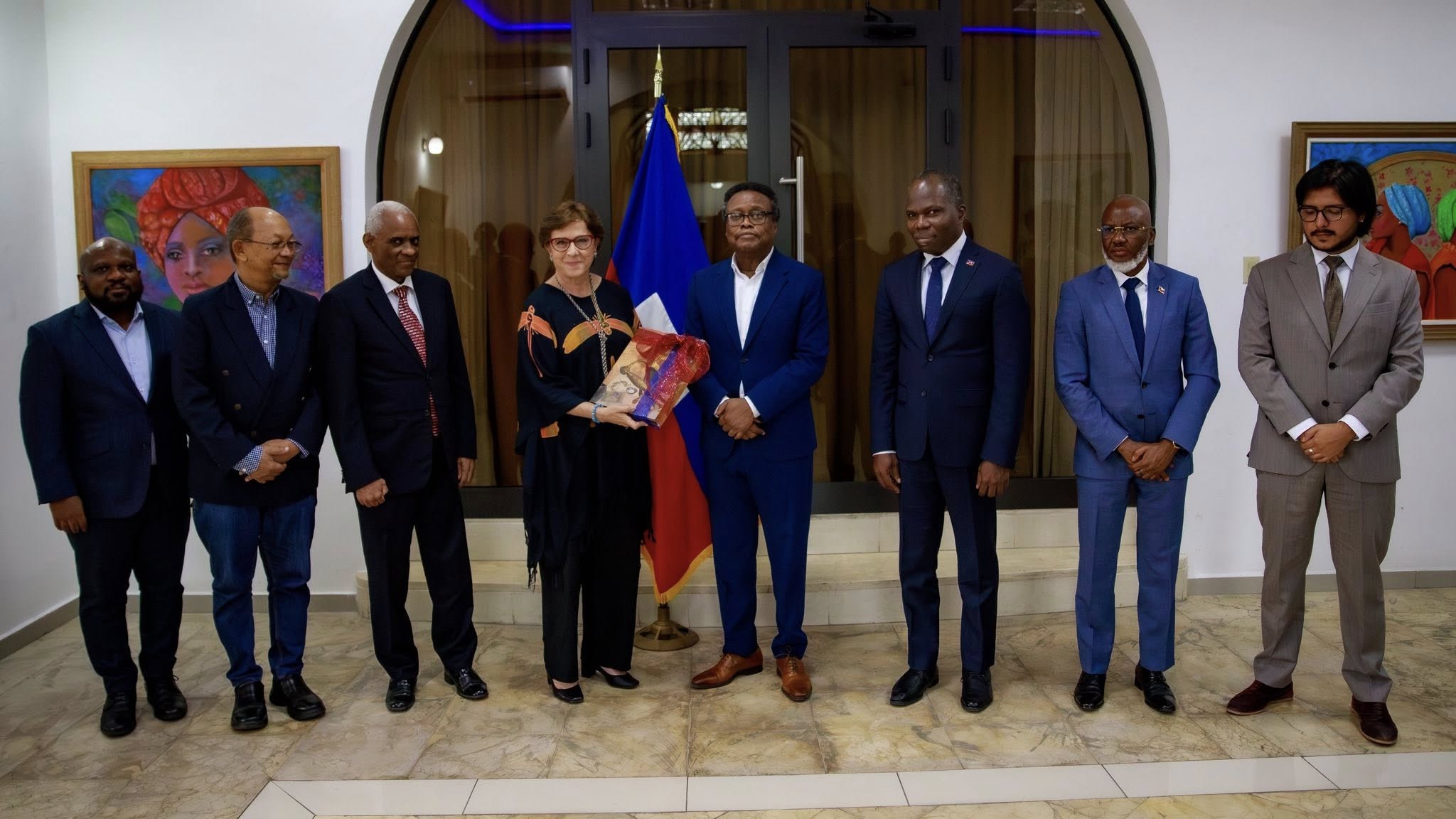 Le Conseil Présidentiel de Transition (CPT) rencontre Madame María Isabel Salvador