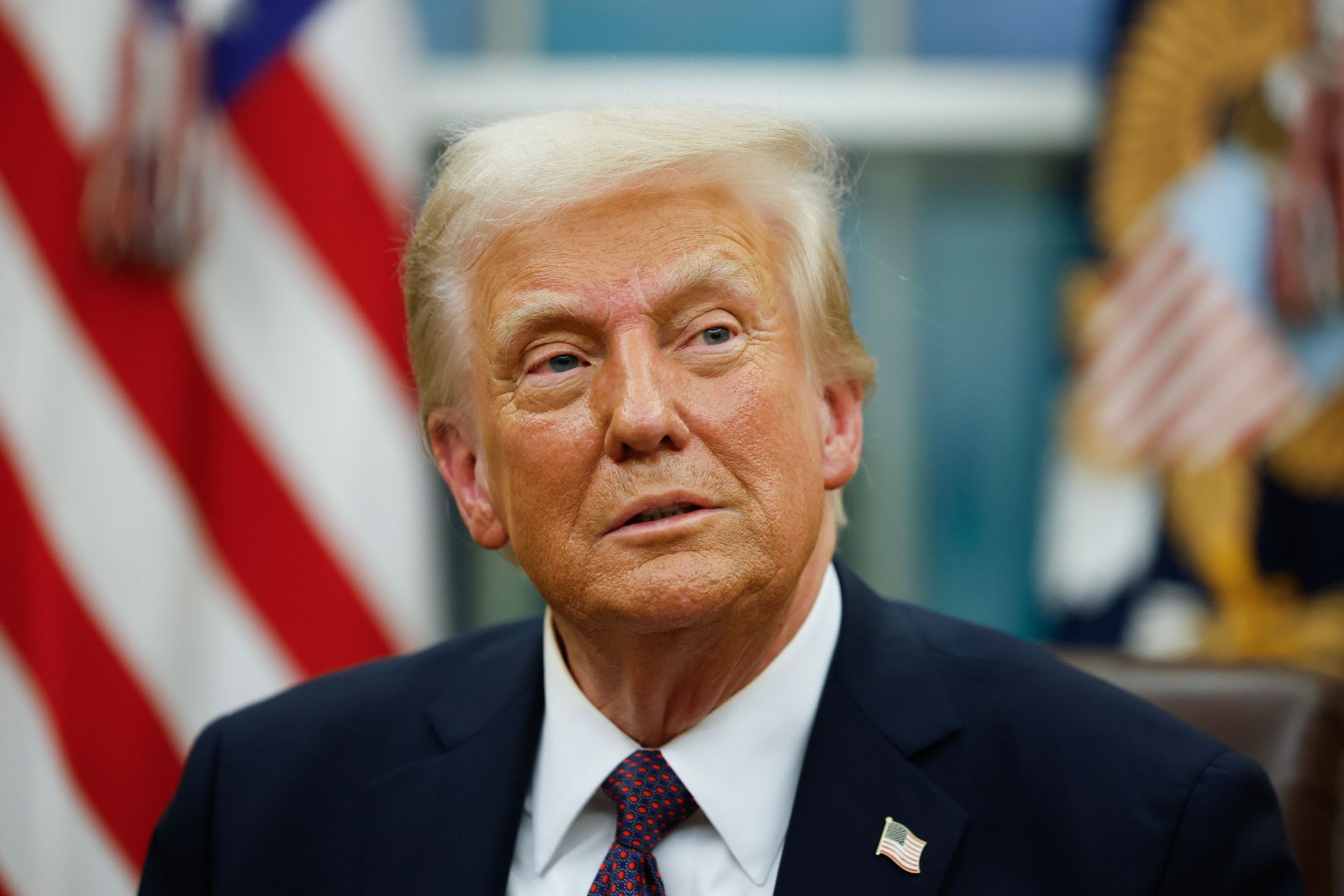 WASHINGTON, DC - JANUARY 20: President Donald Trump signs executive orders in the Oval Office on January 20, 2025 in Washington, DC.  Trump takes office for his second term as the 47th president of the United States. (Photo by Anna Moneymaker/Getty Images)