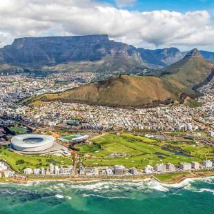 01-20_of_the_Best_and_Most_Beautiful_Cities_in_Africa-BW-1600px
