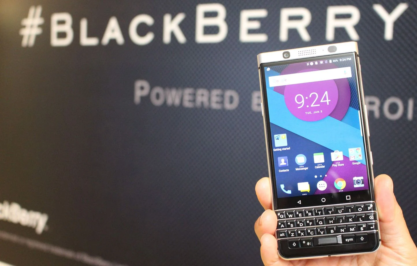 1444x920_un-smartphone-blackberry