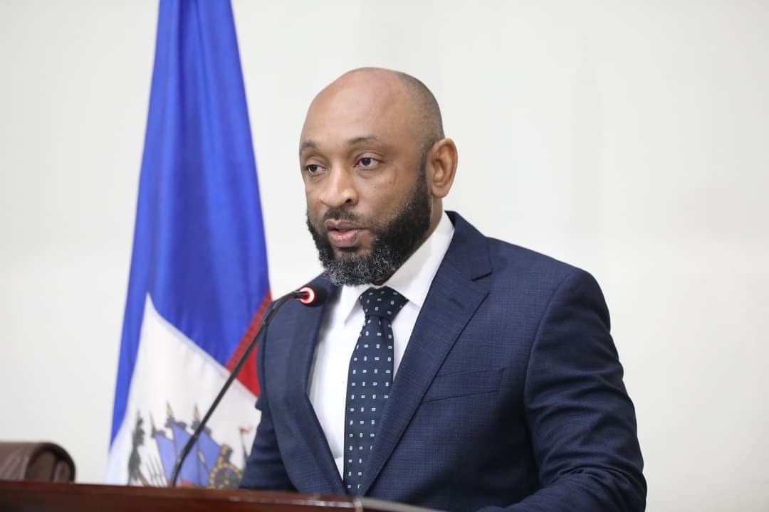 0c805112-650c-4401-b1d2-6de881bcd66d