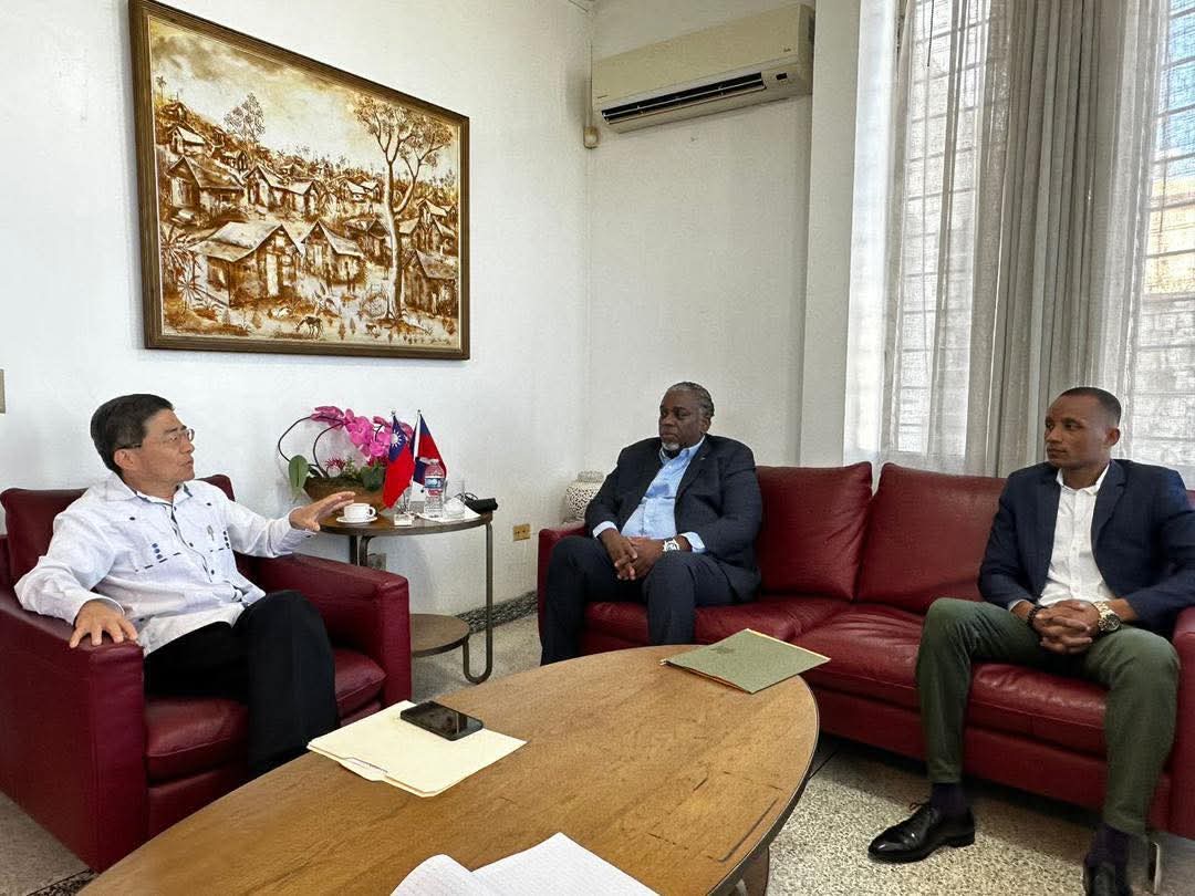 1a70202b-16d8-4642-bb03-0bc6e4017ad8