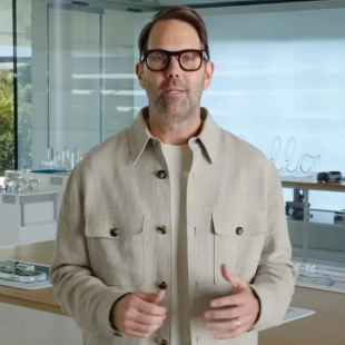 alan-dye-apple-1360x907