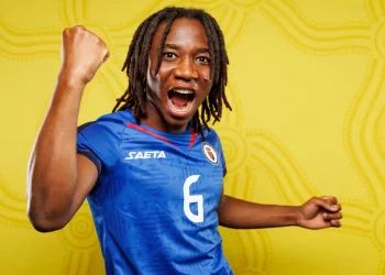 Melchie Dumornay honorée au sommet du football mondial