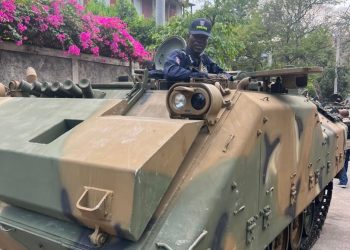 Sécurité : la PNH reçoit trois véhicules blindés à chenilles offerts par la Corée du Sud