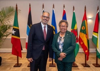 Le Premier ministre échange avec la Secrétaire générale de la CARICOM à Basseterre