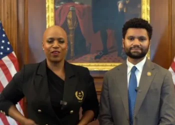 Des élus américains engagent une bataille parlementaire pour protéger les Haïtiens