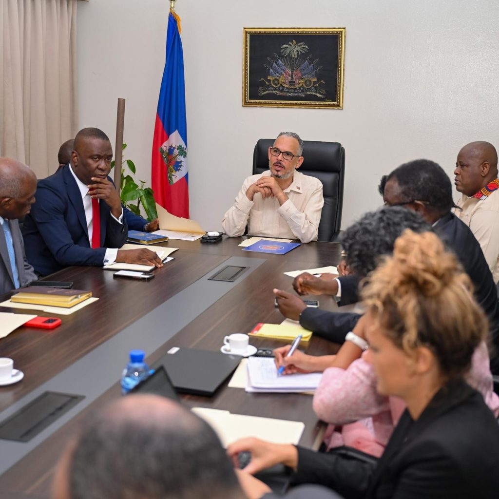 Sécurité et réinsertion : le Gouvernement affirme l’autorité de l’État et impose une réponse globale face aux groupes armés