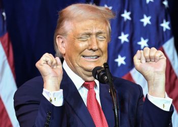 Donald Trump s’attaque frontalement au pape Léon XIV et fracture le débat religieux