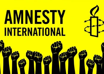 Amnesty International appelle à la dignité et à la sécurité pour les supporters haïtiens et irakiens